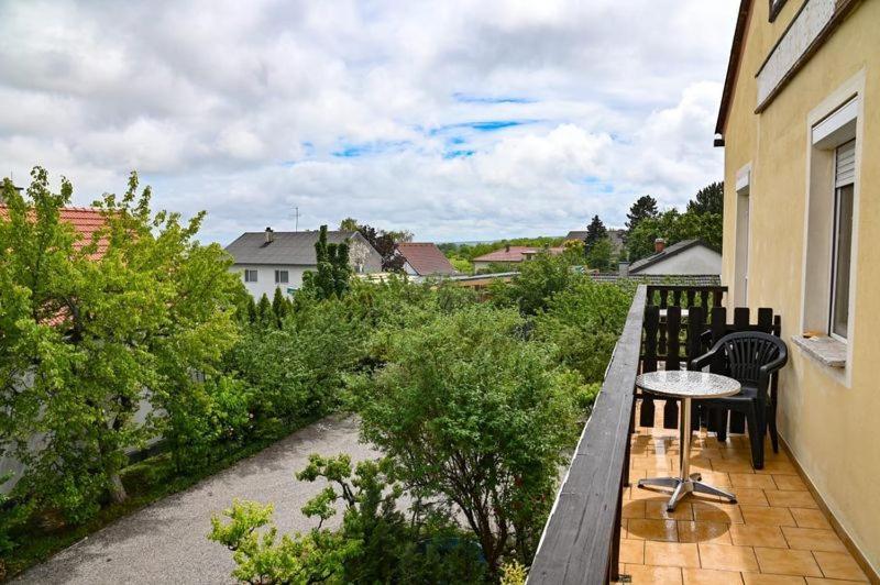 Ferienwohnungen Oedenburgerhof Mörbisch am See Esterno foto